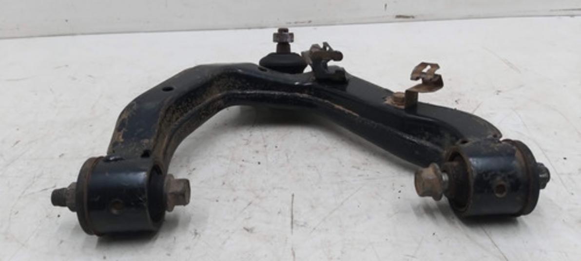 Bandeja Superior Dianteiro Direito Mitsubishi Pajero Full 08