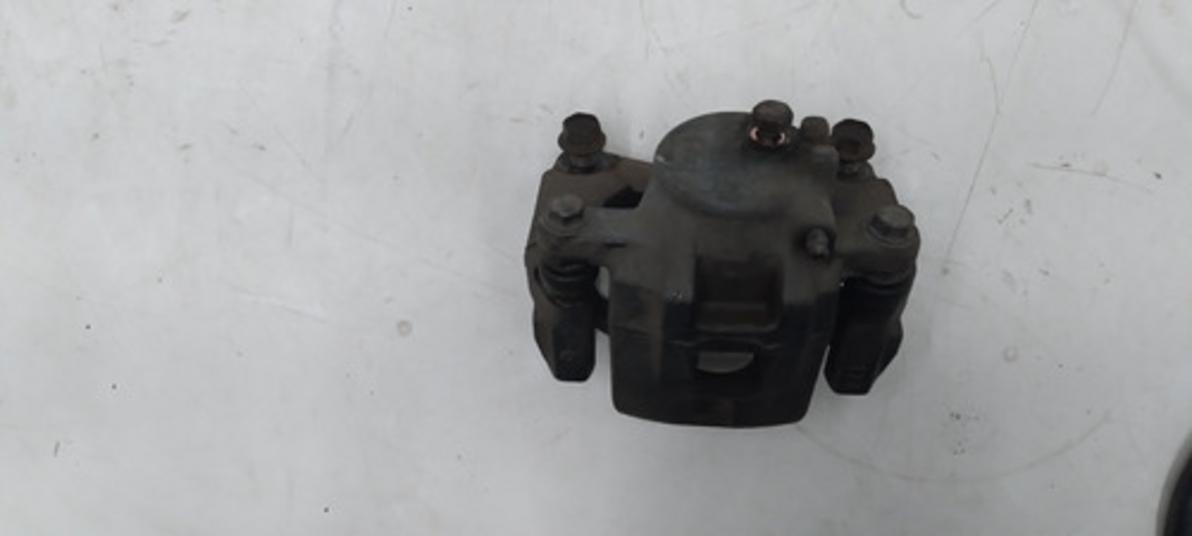 Pinça De Freio Dianteiro Direito Mitsubishi Pajero Tr4 07