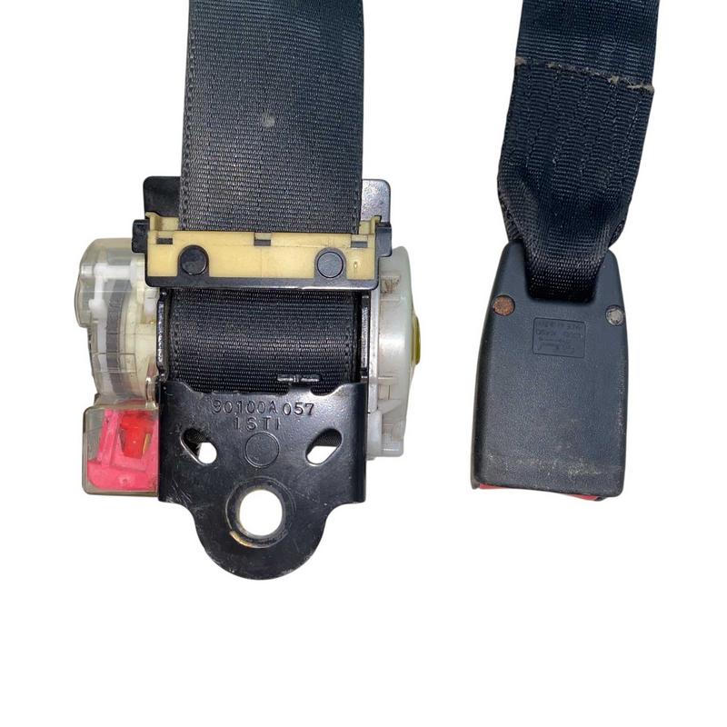 CINTO SEGURANÇA TRASEIRO DIREITO COM ENGATE PAJERO IO 98 A 02