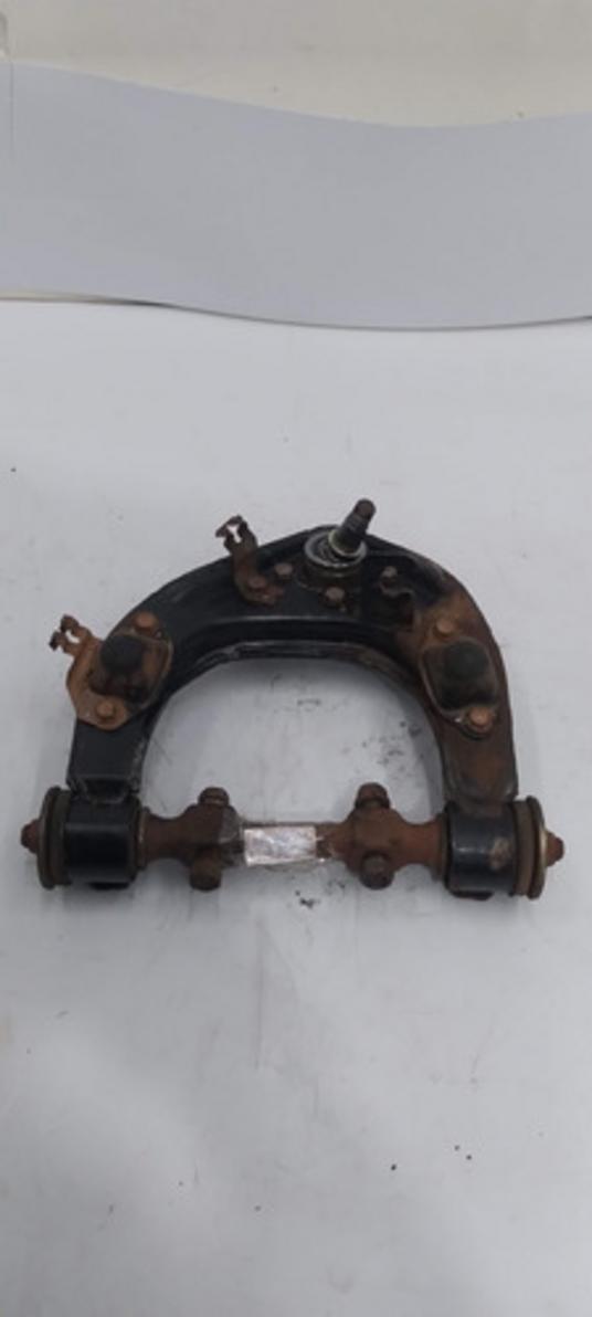 Bandeja Superior Dianteira Esquerda Pajero Sport 05