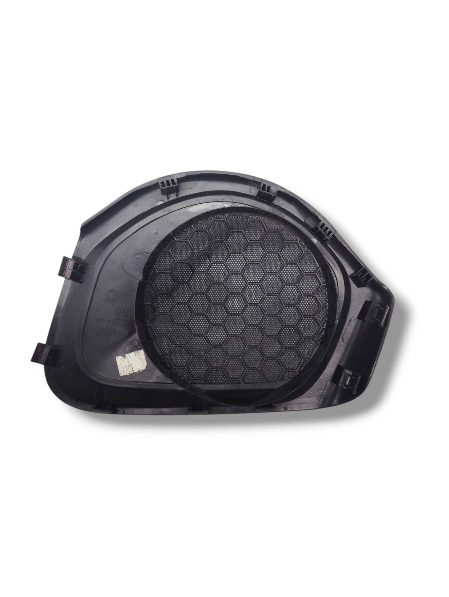 Tela alto falante traseiro esquerdo original usado GM onix