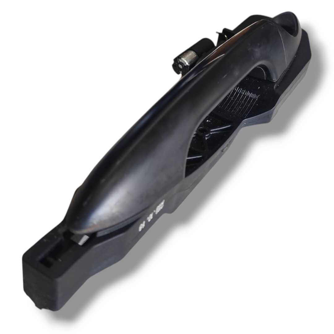 Maçaneta externa dianteira esquerda Hyundai HB20 2013 2019