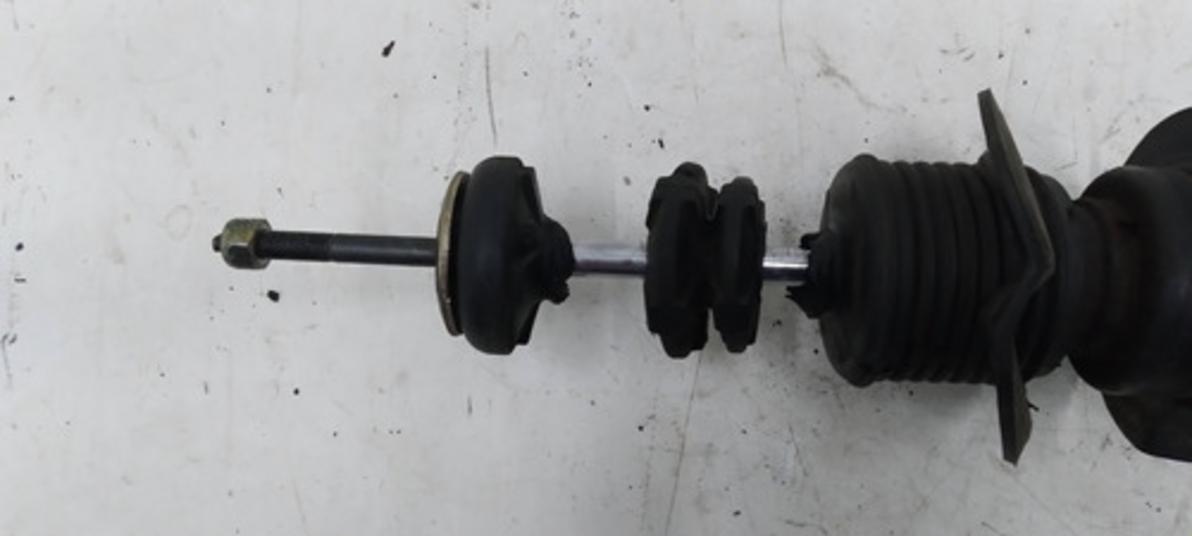 Amortecedor Dianteiro Esquerdo Pajero Gls Full 3.5 2002