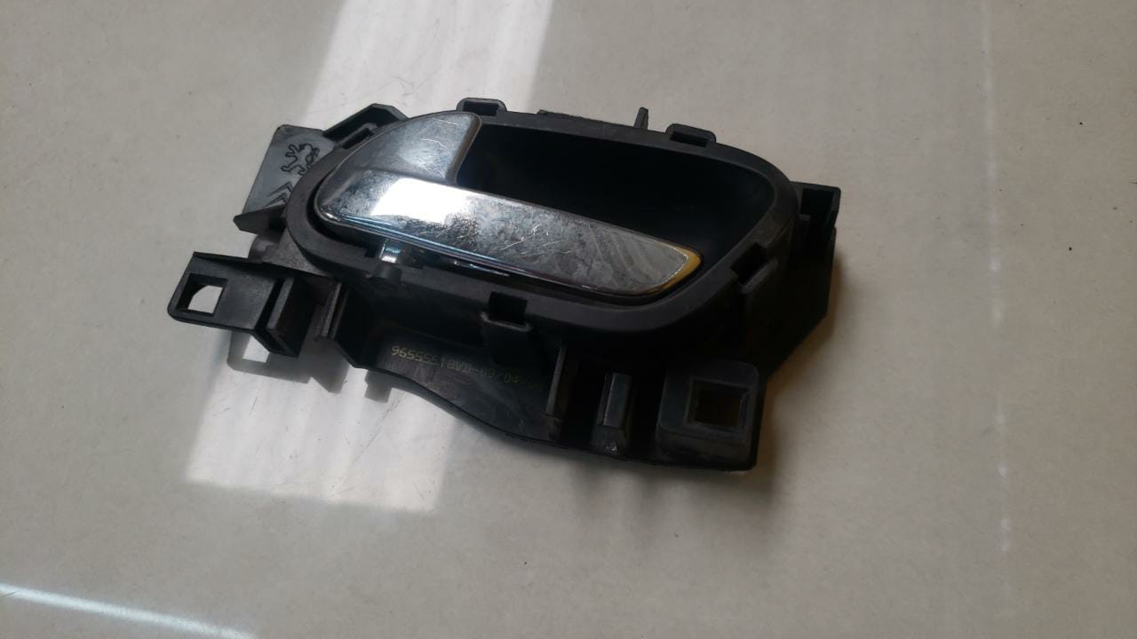 Maçaneta Interna Esquerda Citroen C3 2013 A 2019 (8)