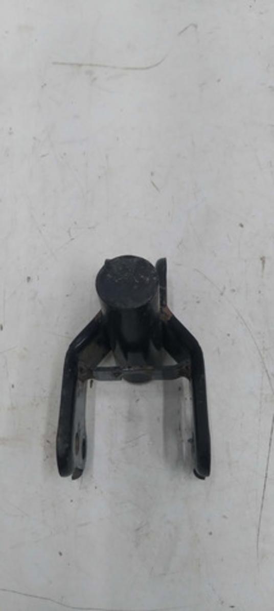 Suporte Bieleta Traseira Mitsubishi Pajero Tr4 14 