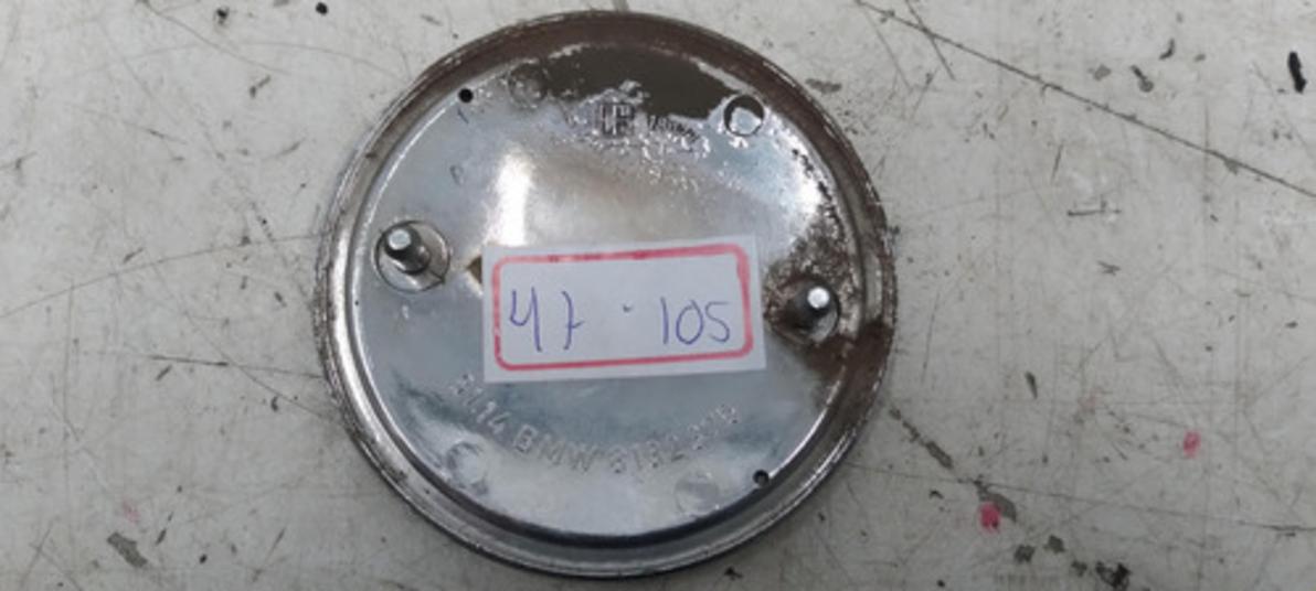 Emblema Capô Bmw 8132375