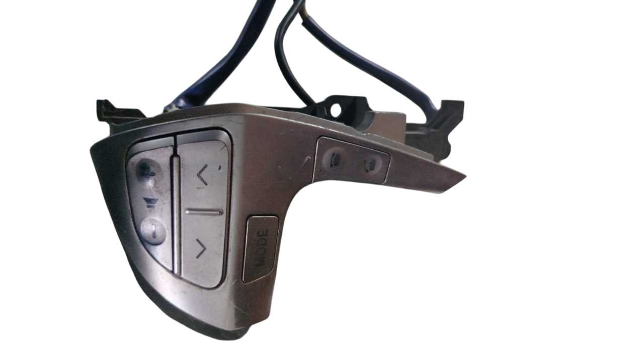 MOLDURO COMANDO VOLANTE LADO ESQUERDO HILUX/SW4 2012/2015