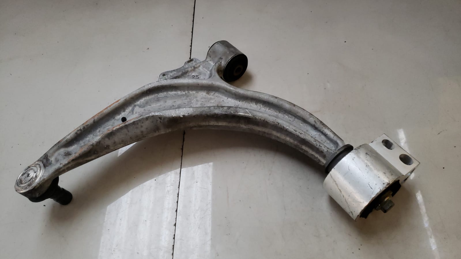 Bandeja Dianteira Direita Gm Cruze 2011 a 2016