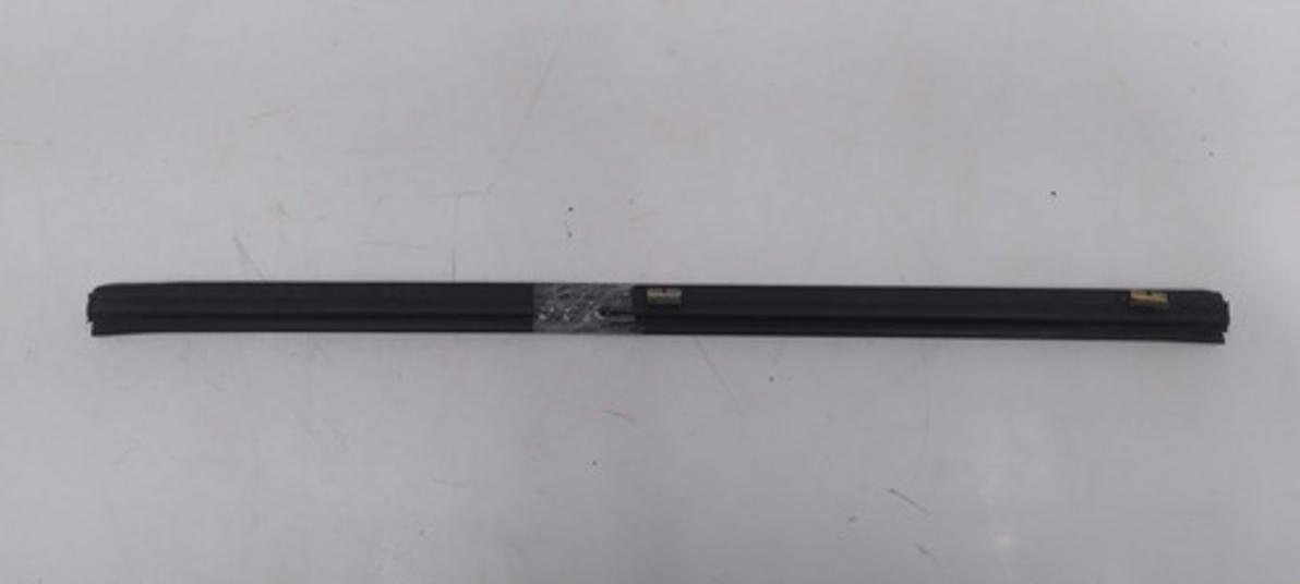 PESTANA INTERNA TRASEIRA DIREITA MERCEDES-BENZ C240 1999