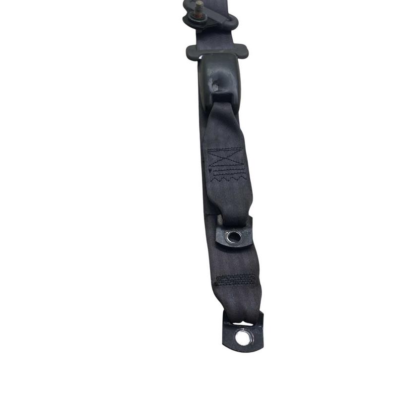 CINTO SEGURANÇA TRAS DIR C/ENGATE PAJERO SPORT 01 (detalhe)