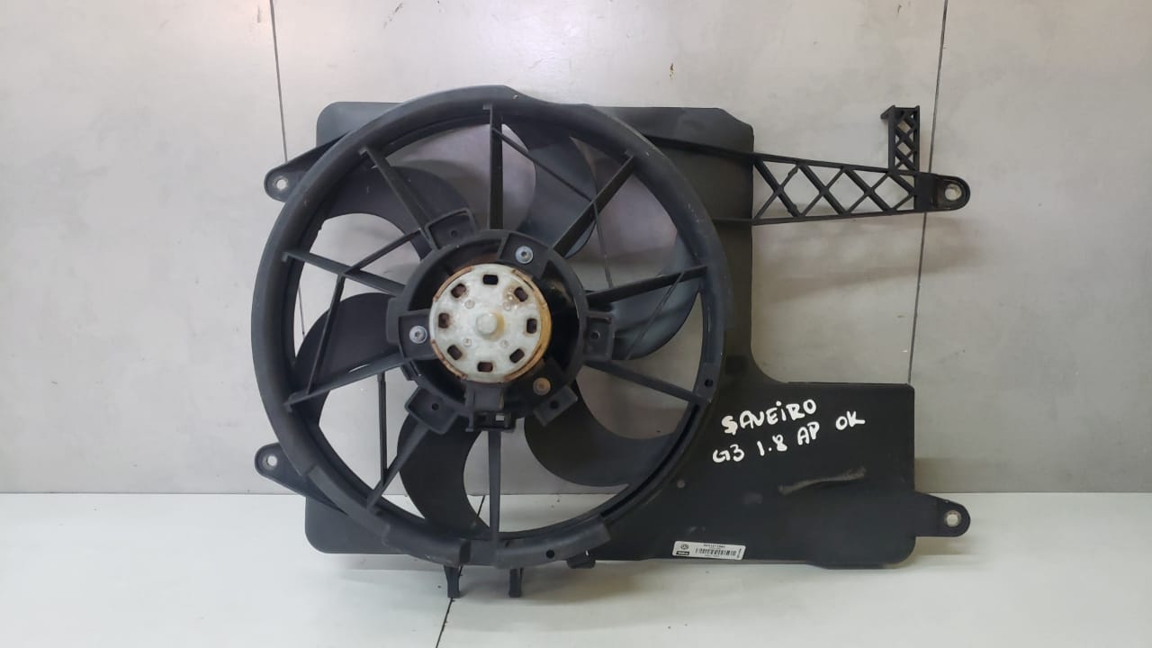 Defletor C/ Ventoinha Vw Saveiro G3 1.8 1999 2000 377121220
