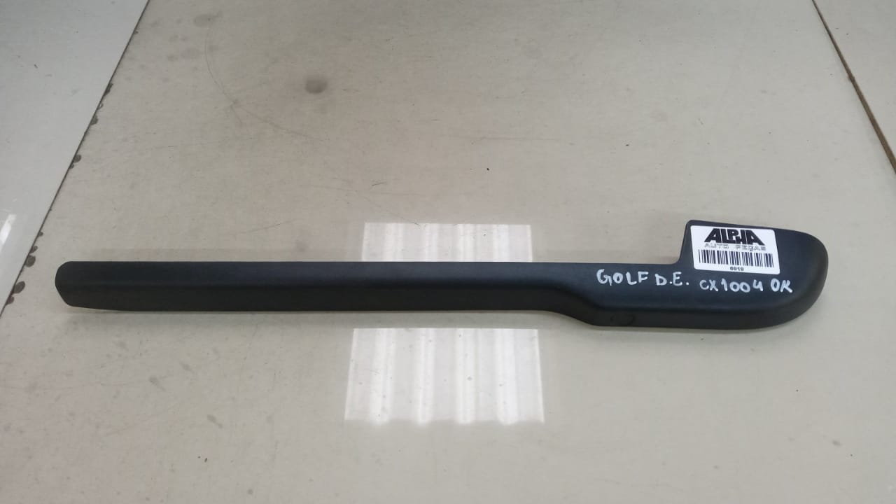 Acabamento Banco Dianteiro L.E Volkswagen Golf 2000 a 2013