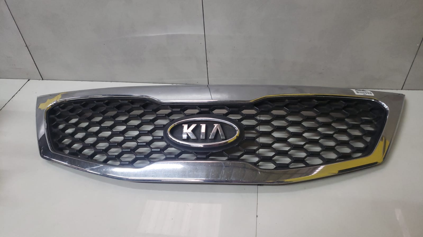 Grade Central Dianteira Kia Sorento 2010 a 2015 Com Detalhe