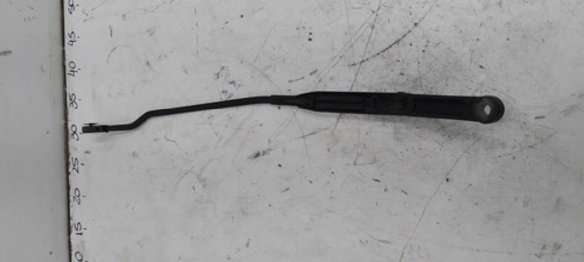 HASTE LIMPADOR TRASEIRO AUDI A4 1997