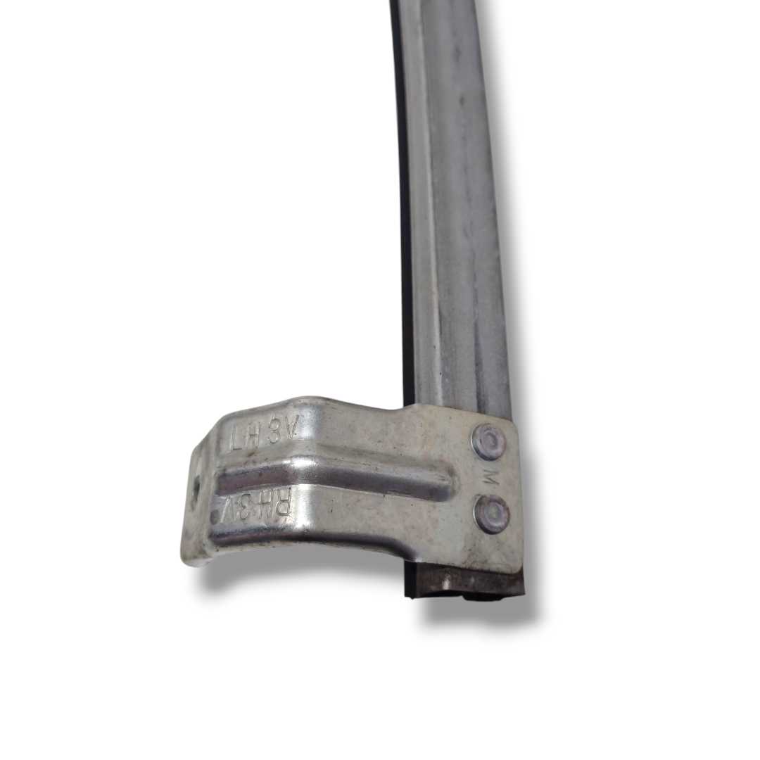 Par guia vidro dianteiro direito Nissan Kicks 2017 a 2021