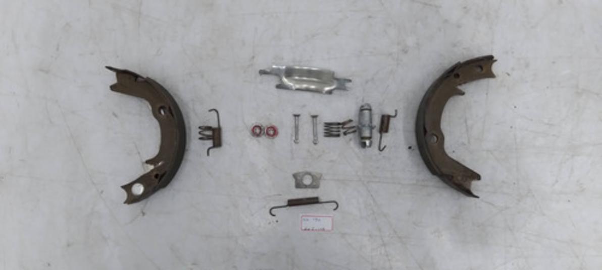 Sapata Freio Traseiro Direito Pajero Tr4 11 (freio A Disco)