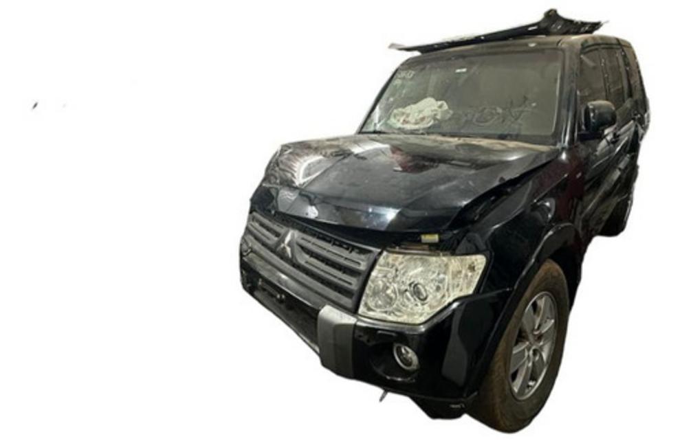 Bandeja Superior Dianteiro Direito Mitsubishi Pajero Full 10