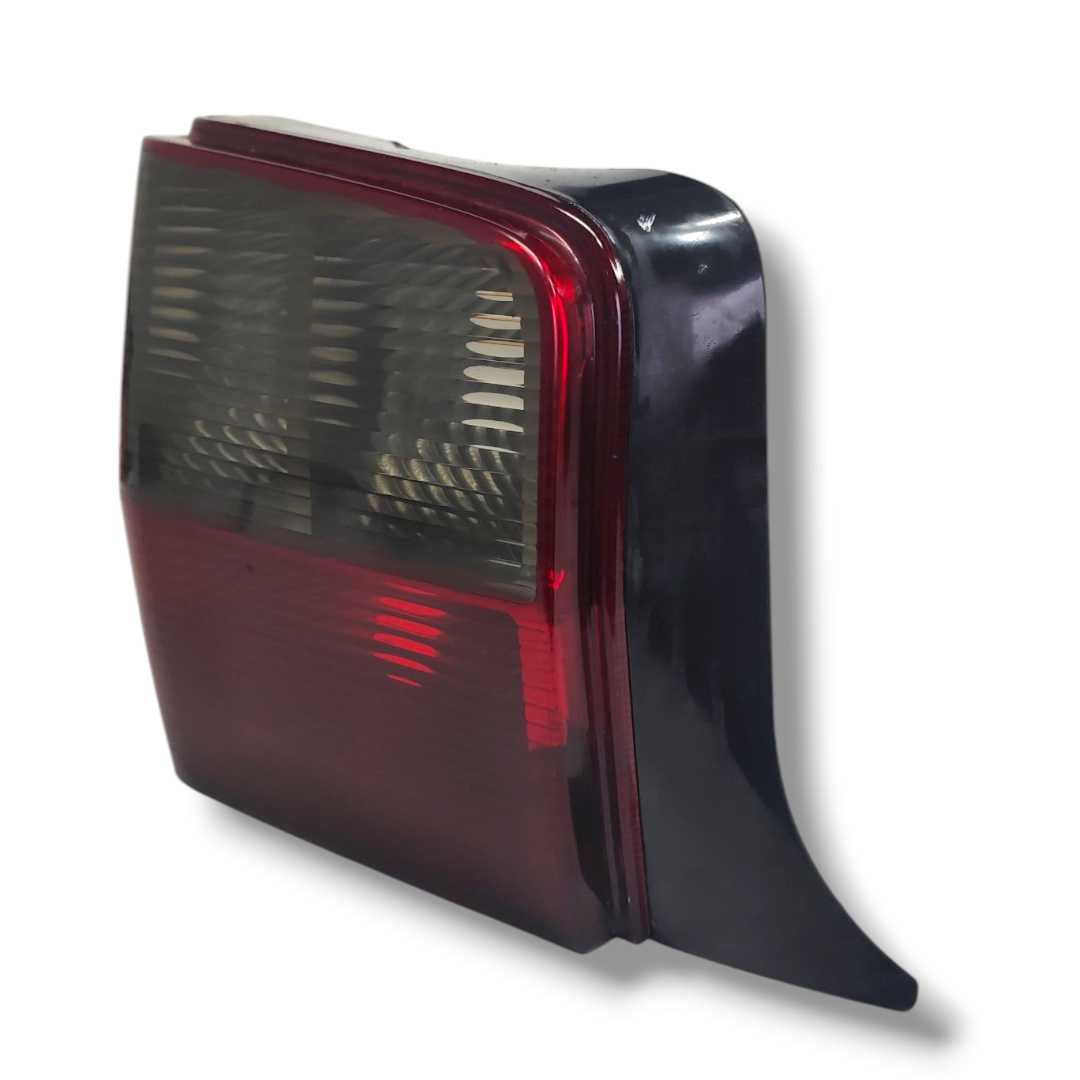 Lanterna traseira esquerda fiat uno 2004 a 2013 original