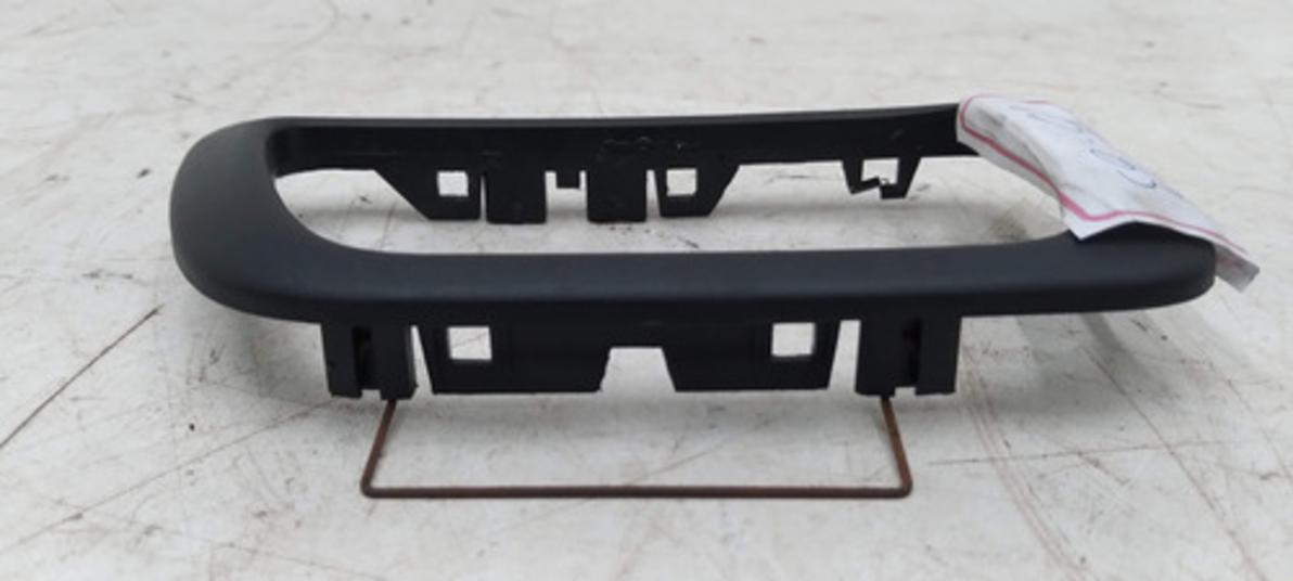 Moldura Maçaneta Interna Porta T/d Pajero Full 08