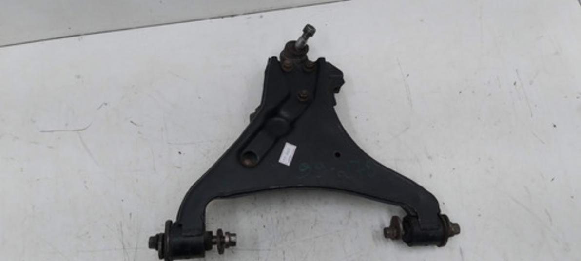 Bandeja Inferior Dianteiro Direito Mitsubishi Pajero Full 10