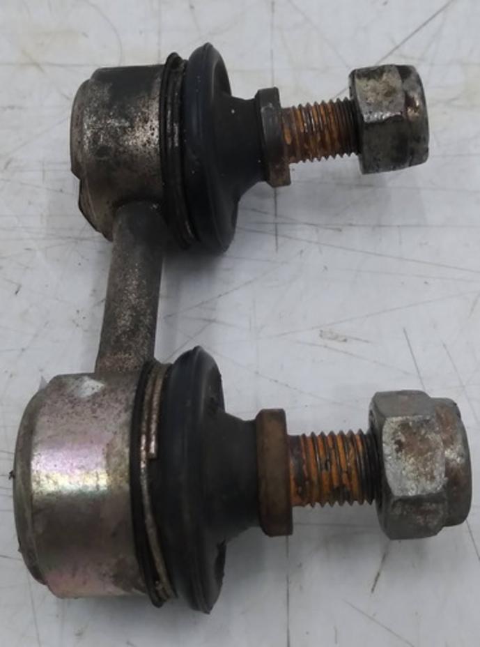 Bieleta Dianteira Direita Mitsubishi Pajero Io/tr4