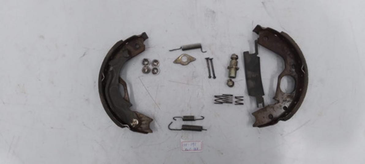 Sapata Freio Traseiro Direito Pajero Sport 05 (disco)