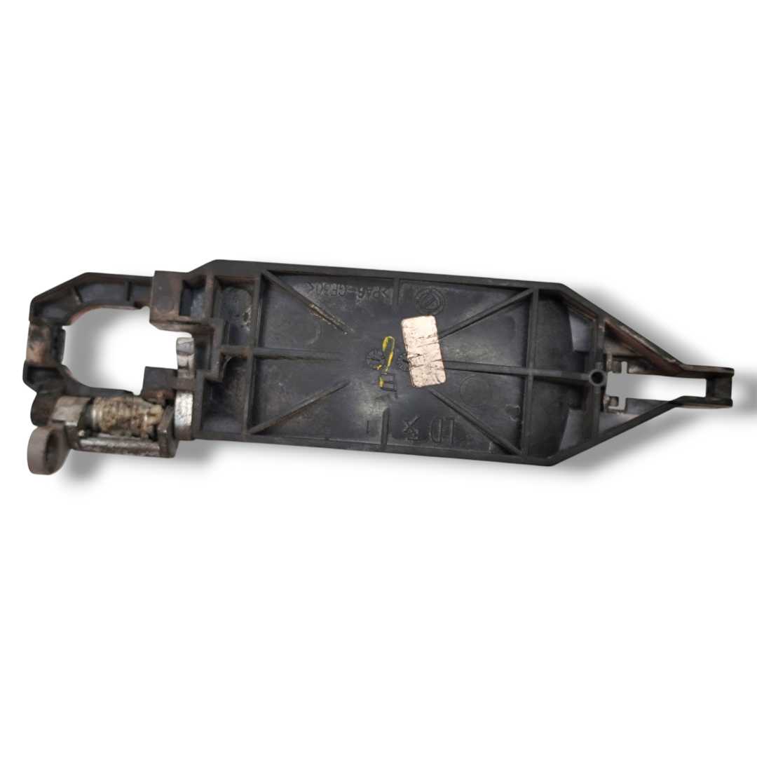 Suporte maçaneta dianteira direita Fiat Palio 2008 2012