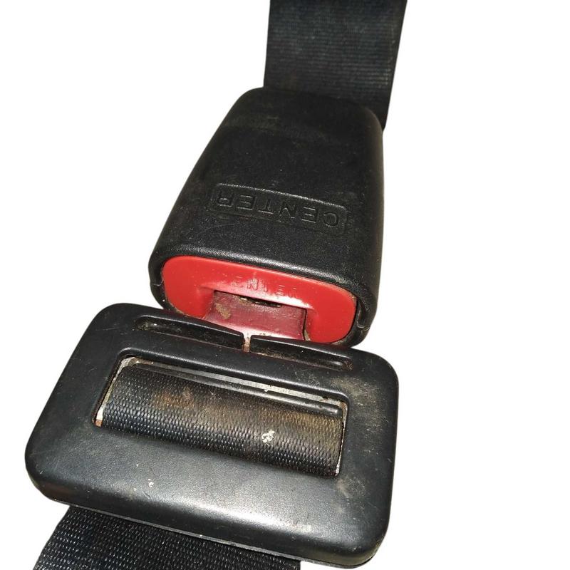 Cinto Segurança Traseiro Central C/engate Pajero Tr4 03 A 04