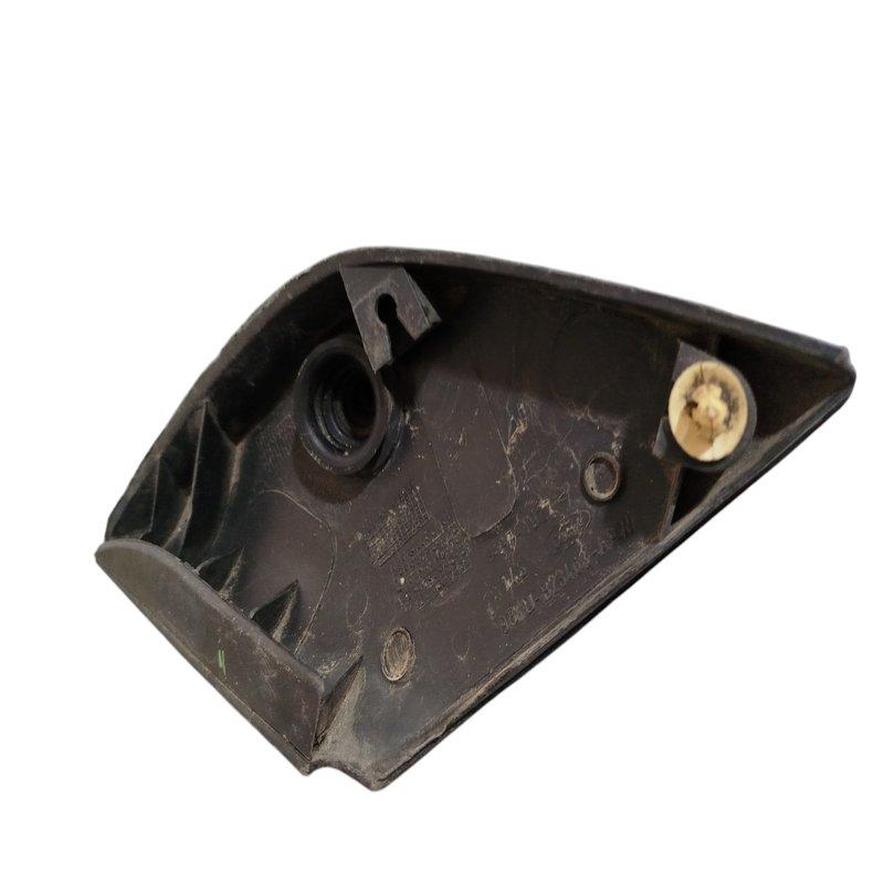 Moldura retrovisor direito Ford Ka 1997 a 2007 usado 