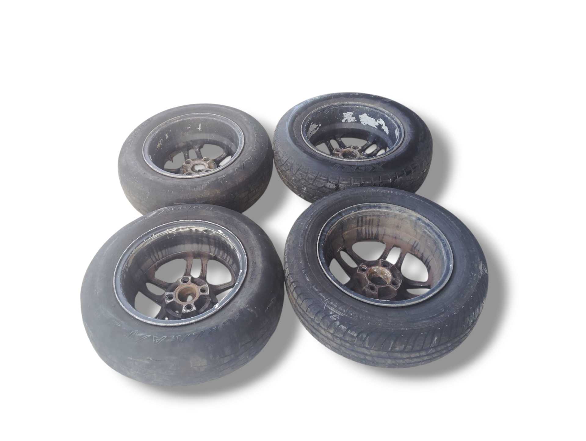 Jogo rodas liga leve GM usado R14" furação 4x100mm tala 7"