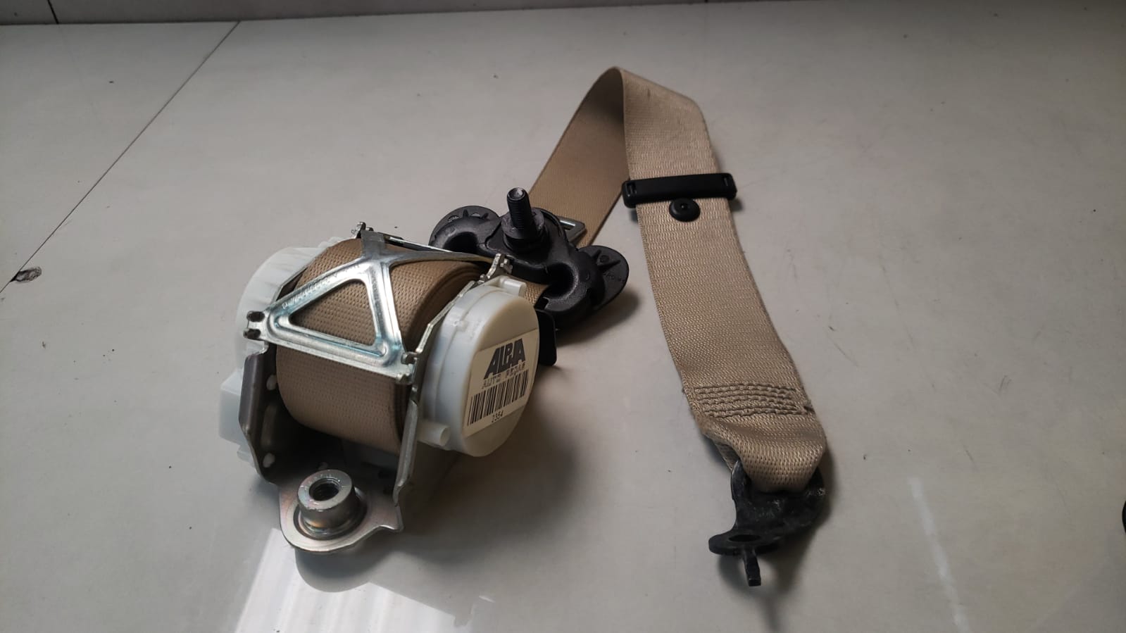 Cinto Segurança Dianteiro Direito Bmw 328i 34078319c