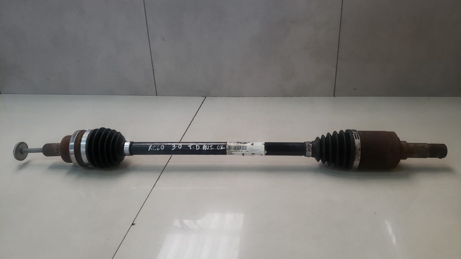 Semi Eixo Traseiro Direito Volvo Xc60 3.0 Awd 2008 A 2011