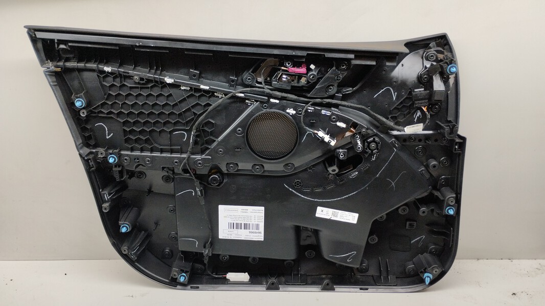 Forro Porta Diante Dir Bmw Série 1 F40 116 118 120 M135 18/