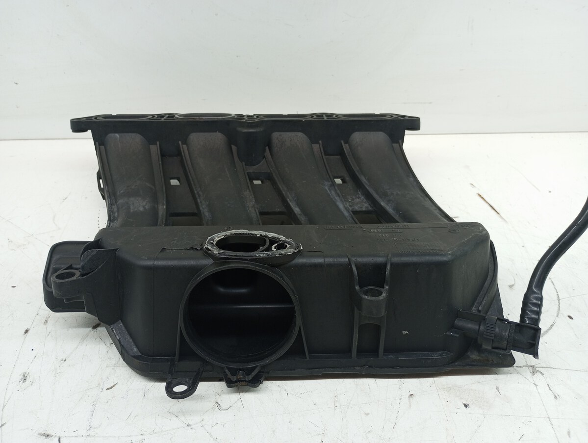 Coletor de Admissão Renault Clio Scenic 1.6 2005 a 2012