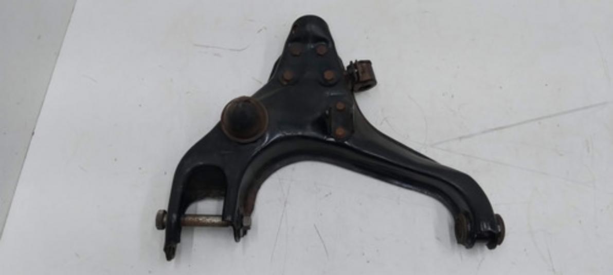 Bandeja Balança Inferior D/e Mitsubishi Pajero Sport 10