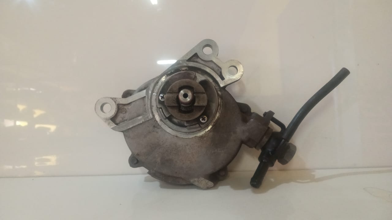 Bomba Vácuo Toyota Hilux 2.8 Diesel 2016 a 2018