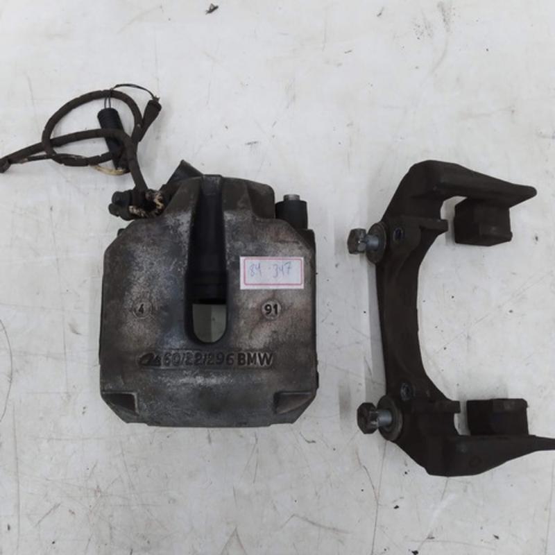 Pinça De Freio Dianteira Esquerda Bmw 525i 2001