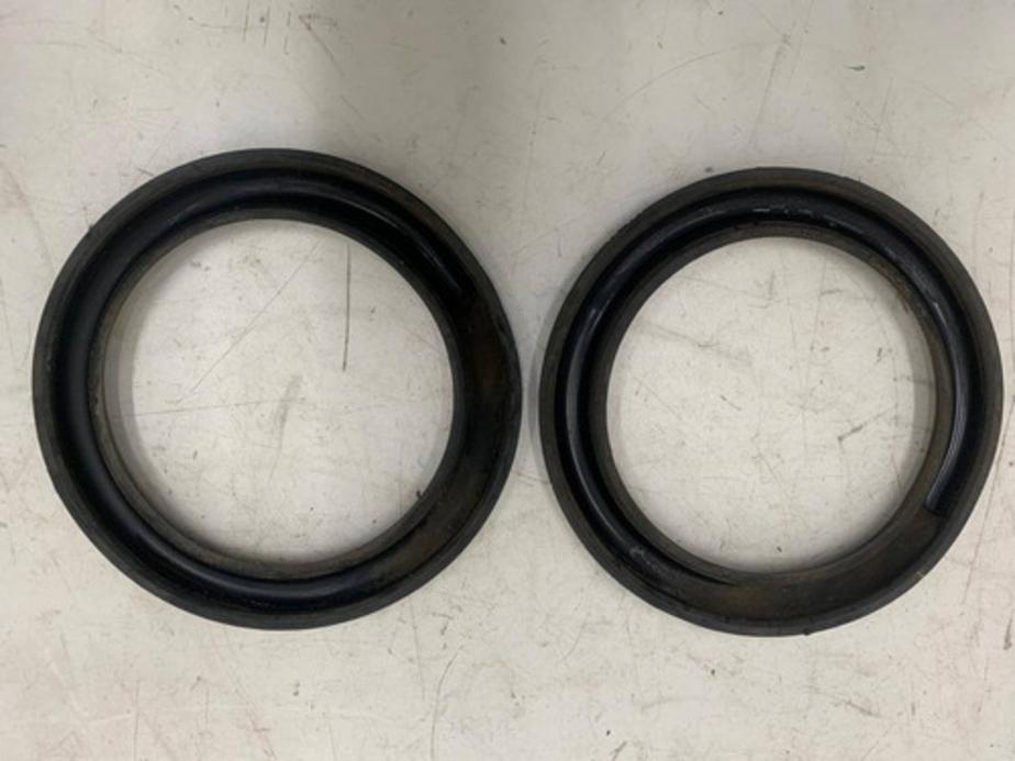 Borracha Mola Suspensão Dianteiro Pajero Tr4 2.0 14 V. Unit.