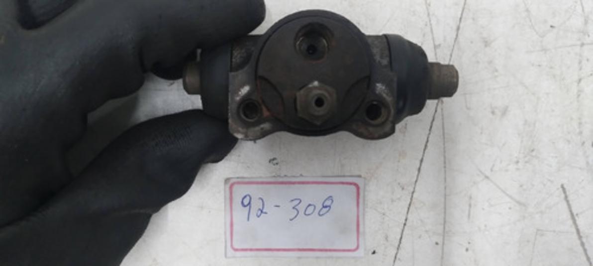 Burrinho Cilindro Freio T/d Mitsubishi Pajero Tr4 03 A 06