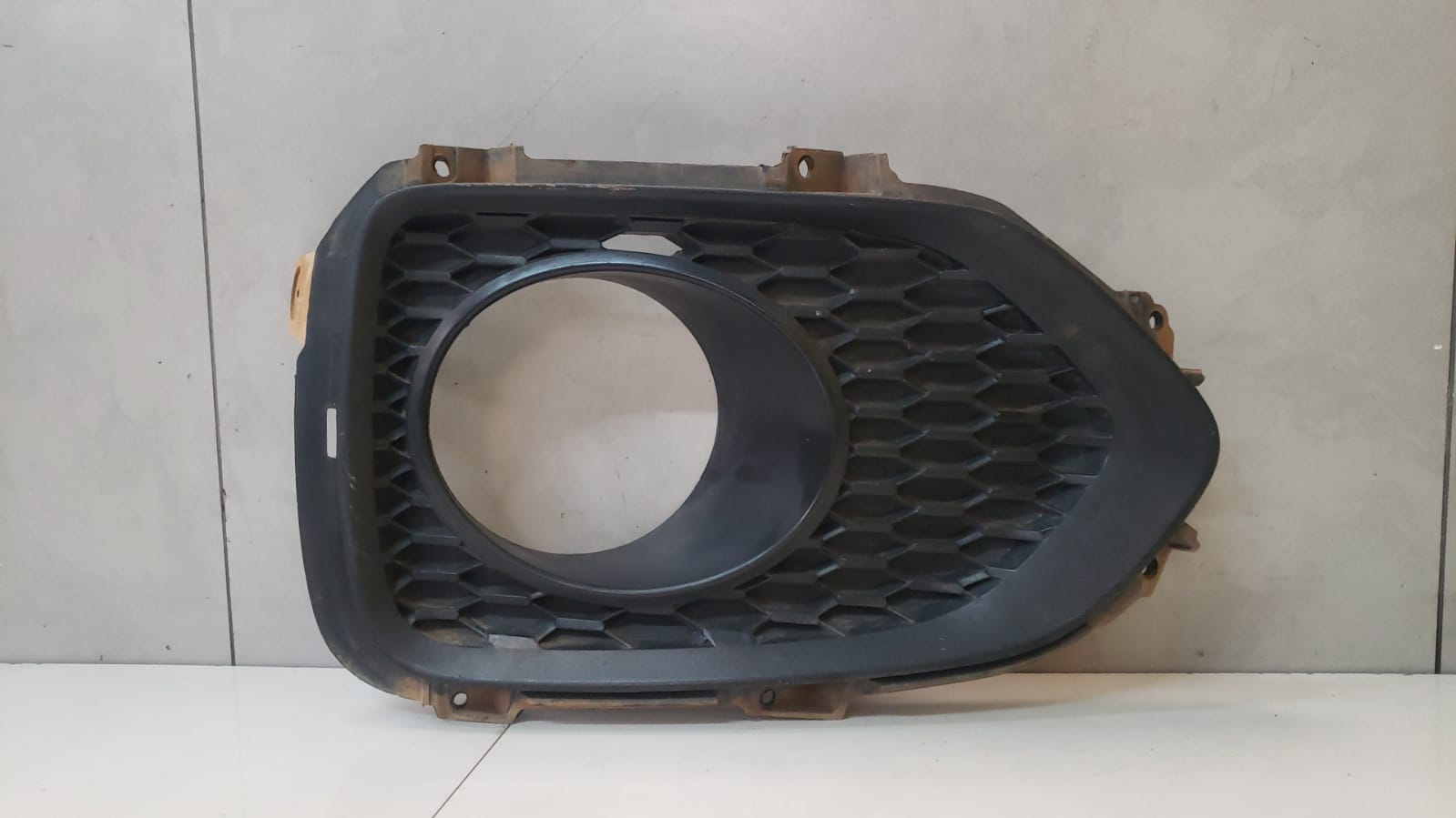 Moldura Farol De Milha Kia Sorento 2010 a 2015 865232P010