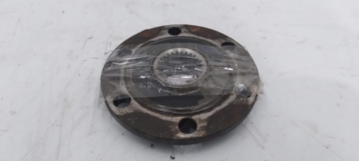 Flange Cubo Roda Dianteira Direita Pajero Sport 05