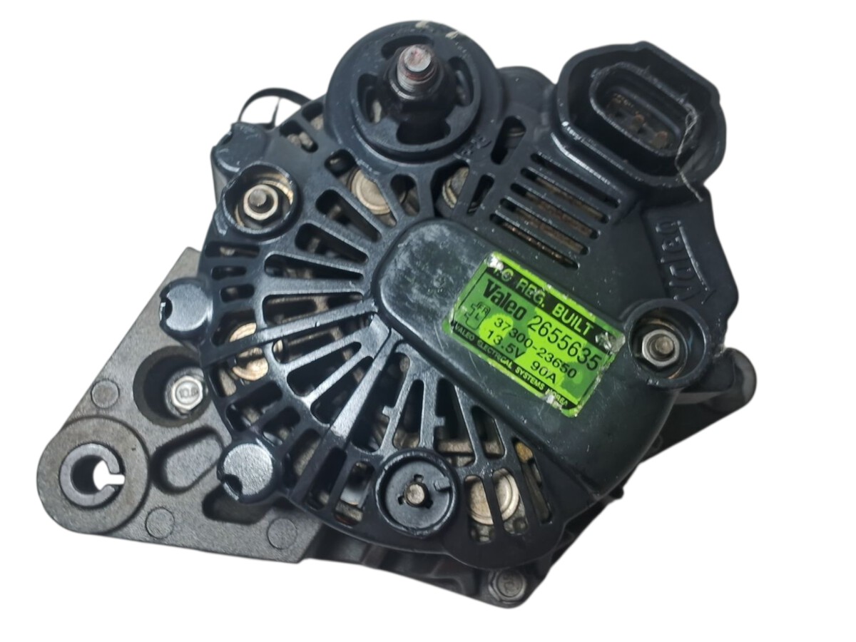 Alternador Hyundai I30 2.0 16v 2010 2011 2012 3730023650 
