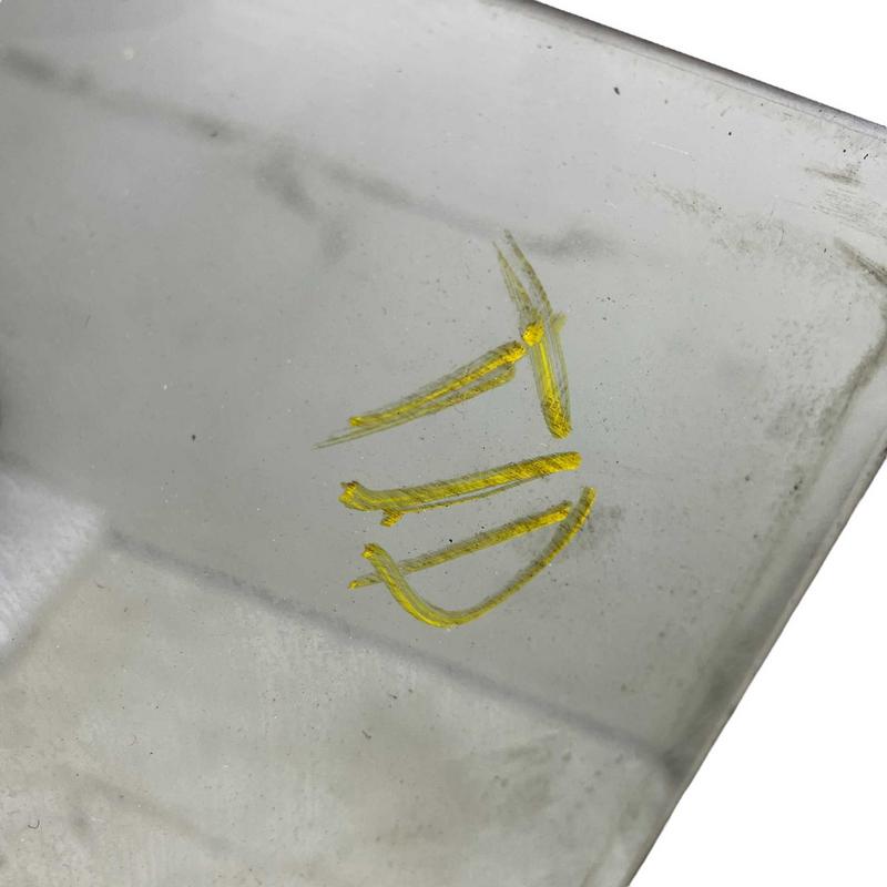 VIDRO TRASEIRO DIREITO PAJERO IO E TR4 1998 A 2015