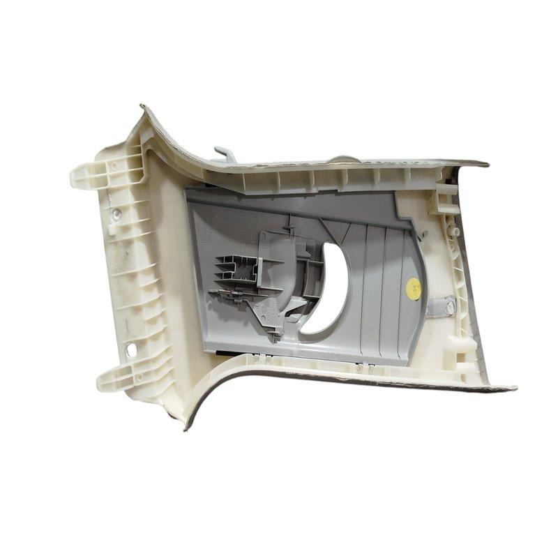 Acabamento interno superior esquerdo Audi a3 2015 usado 