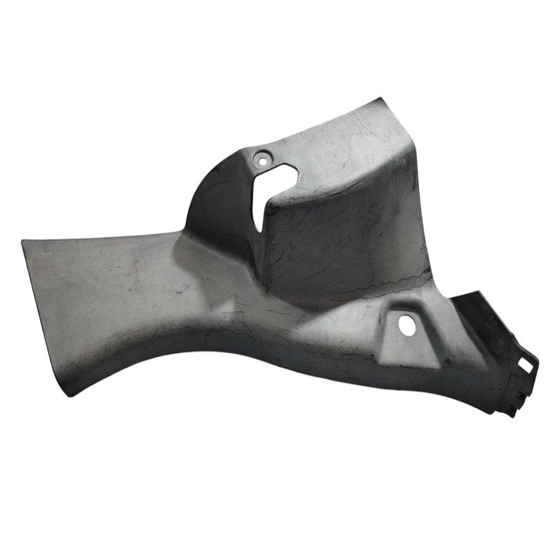 Acabamento traseiro direito banco Citroen c3 2013 a 2017