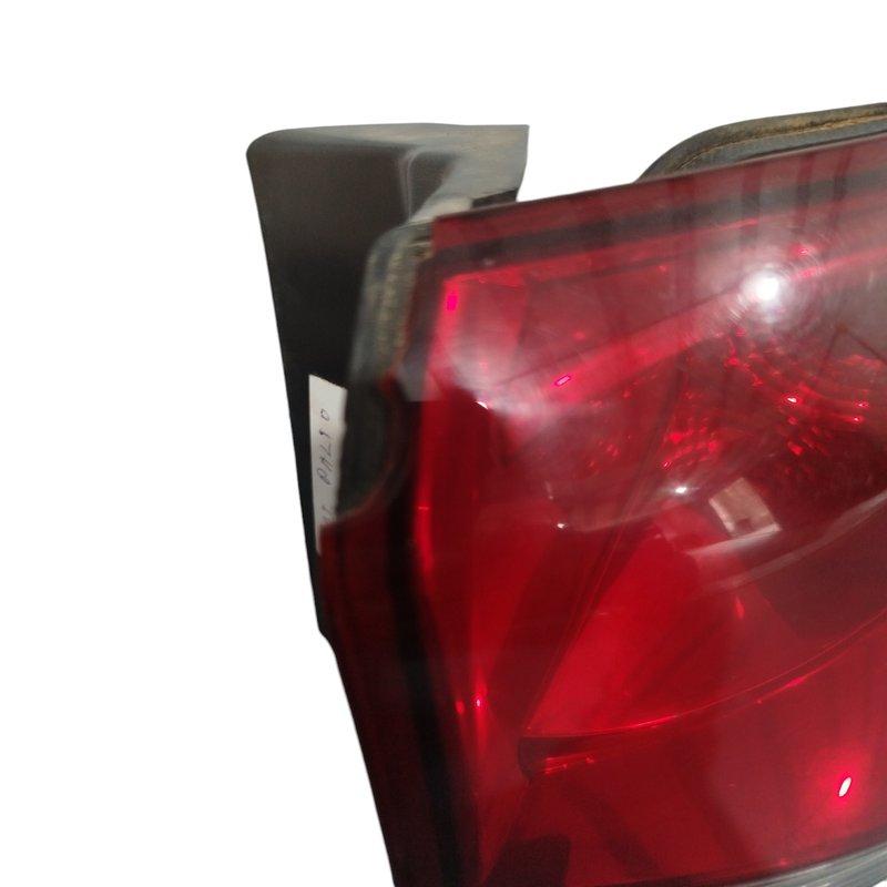 Lanterna traseira direita fiat siena 
