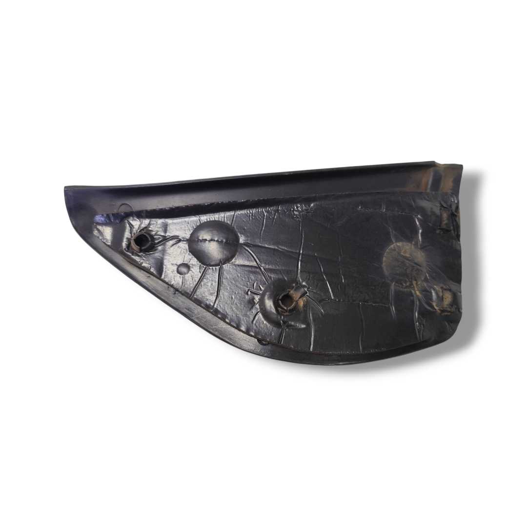 Acabamento interno Traseiro direito Fiat Palio 2008 2009