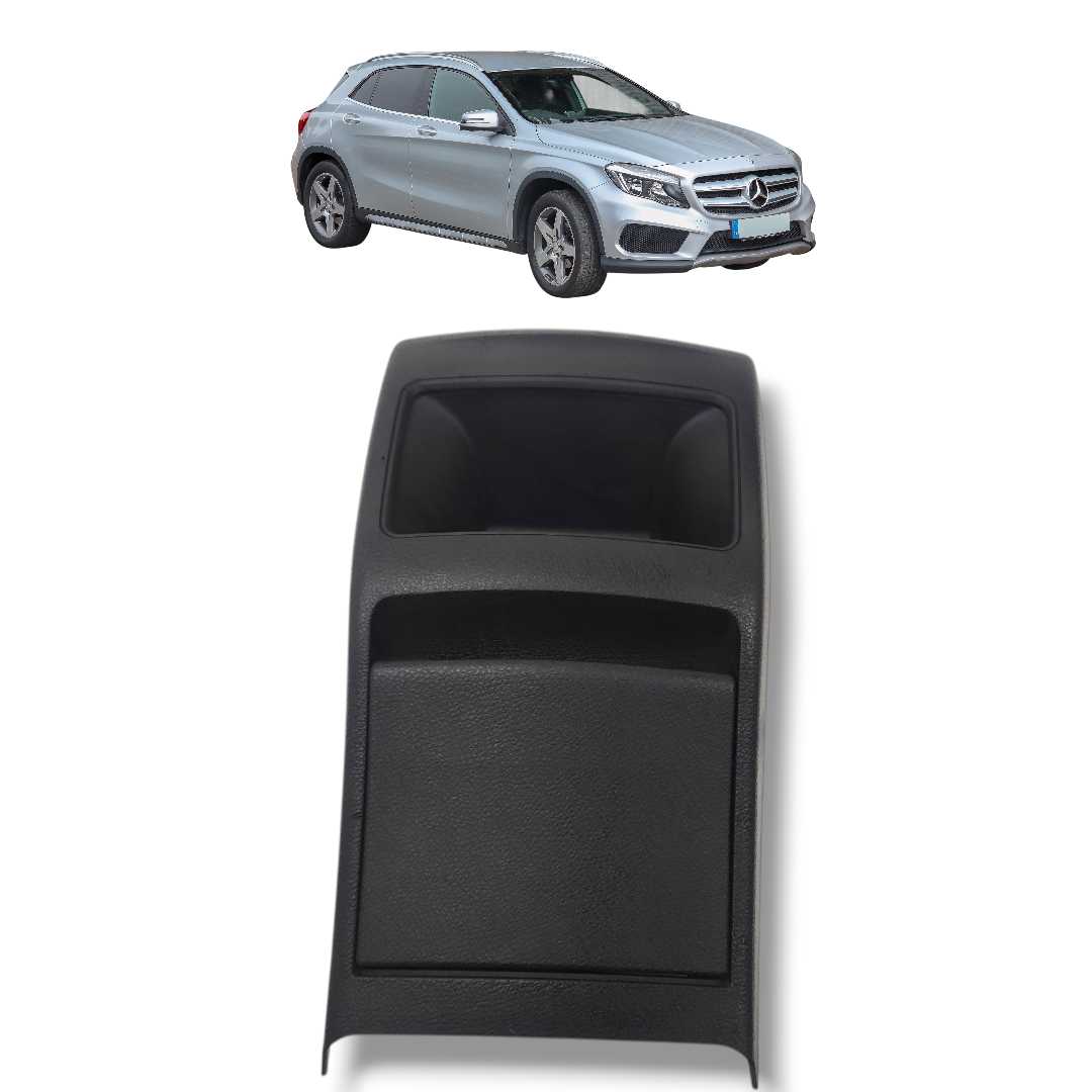 Acabamento Painel central Mercedes GLA 20O 2015 a 2018 origi