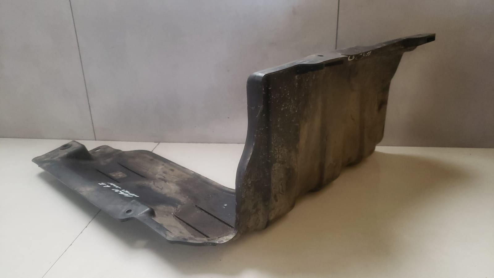 Defletor Motor Inferior Esquerdo Hyundai Hb20 2012 A 2020