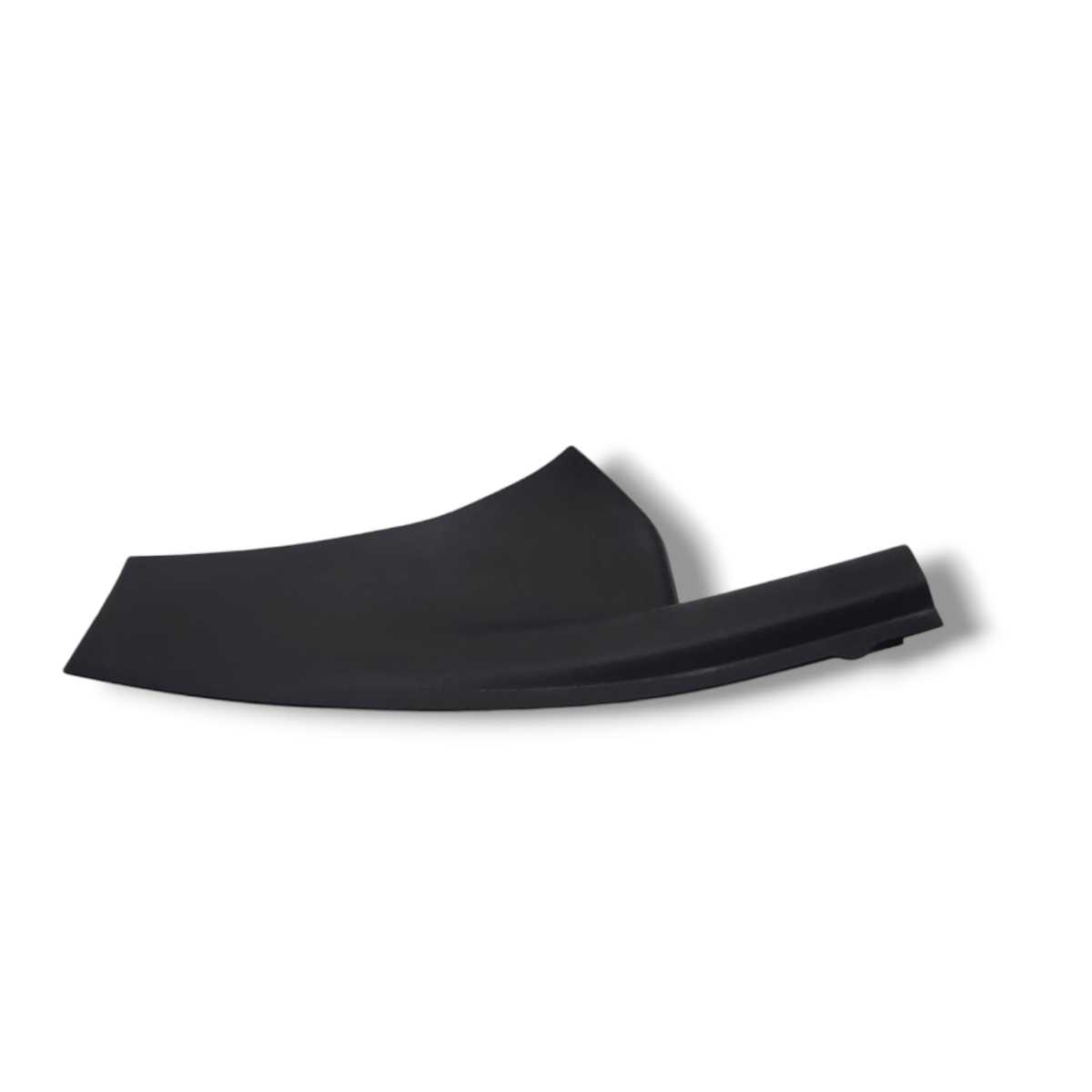 Acabamento Lateral Esquerdo Chevrolet Onix Plus 2020 